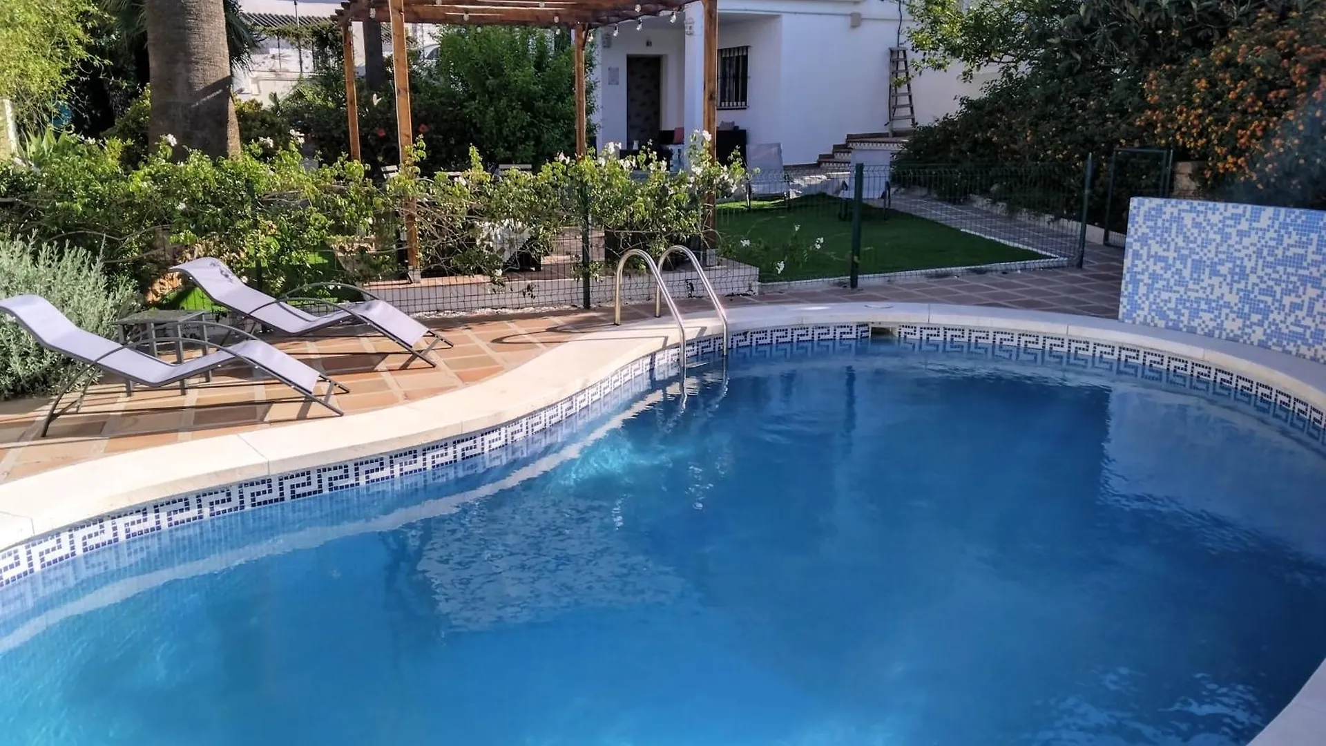 The Lemon Grove House Villa Torremolinos 0*,  Spanien